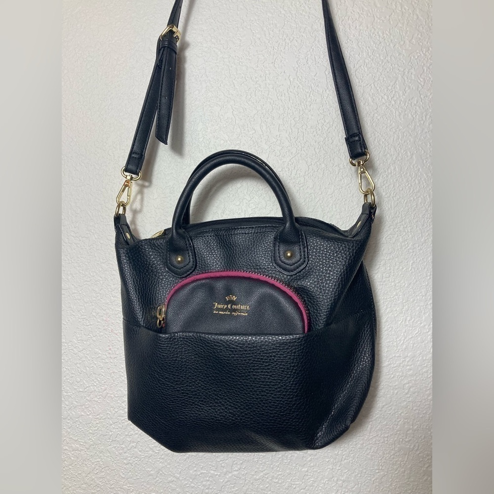 Juicy Couture black pebble texture bag handles and shoulder strap pink accent